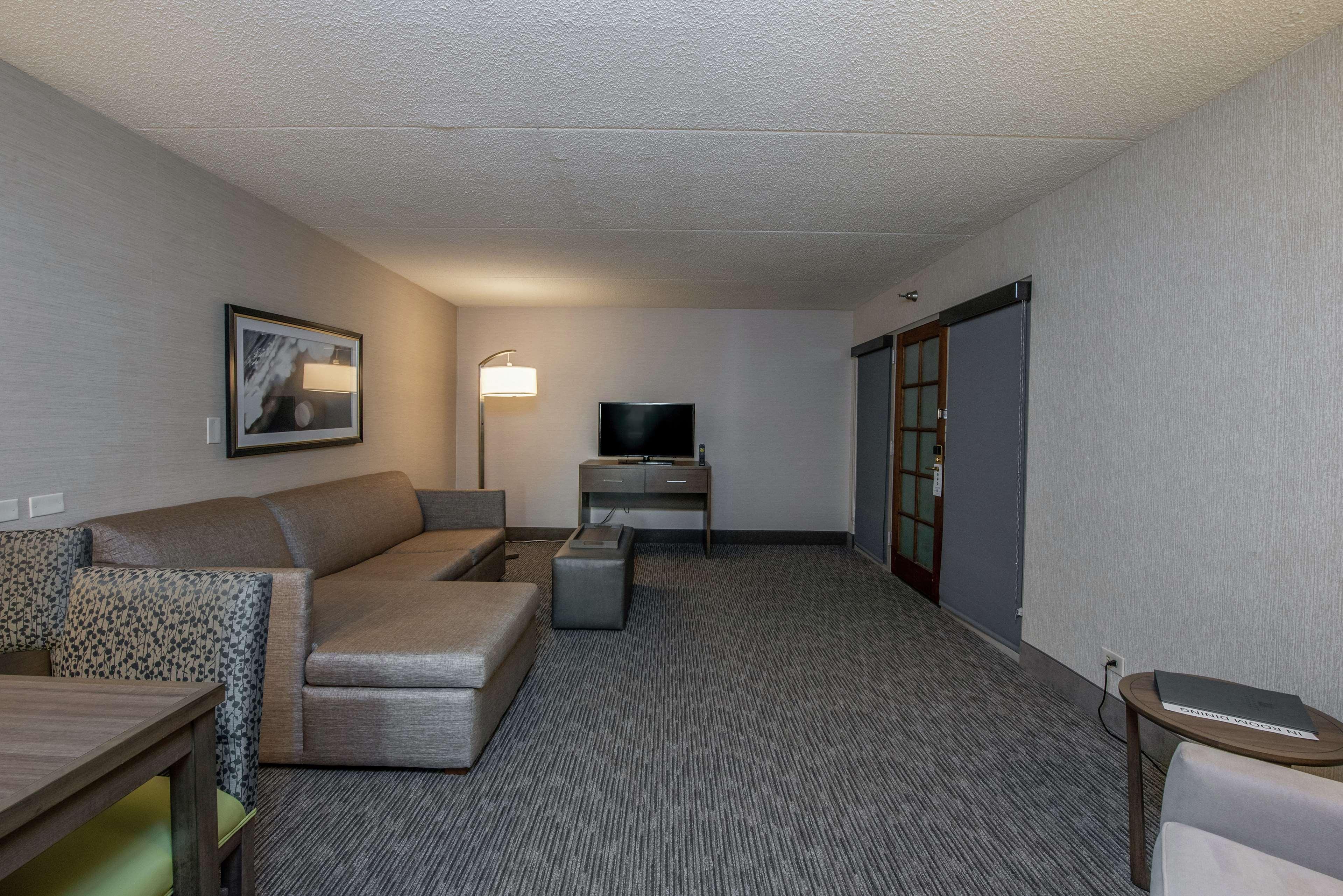 Embassy Suites By Hilton Chicago Schaumburg Woodfield Exteriör bild