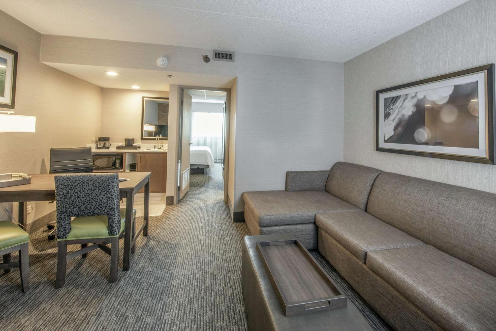 Embassy Suites By Hilton Chicago Schaumburg Woodfield Exteriör bild