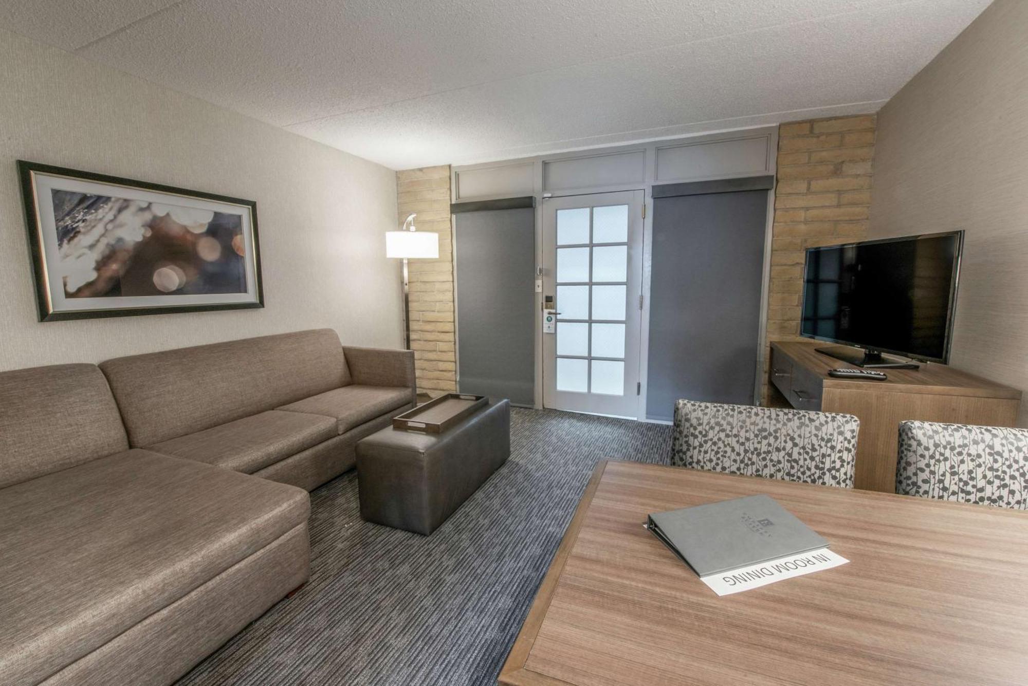 Embassy Suites By Hilton Chicago Schaumburg Woodfield Exteriör bild