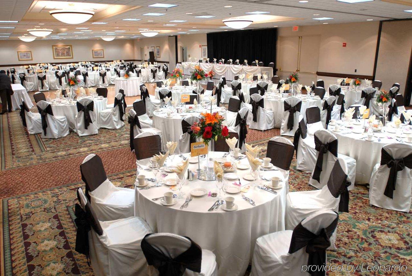 Embassy Suites By Hilton Chicago Schaumburg Woodfield Restaurang bild