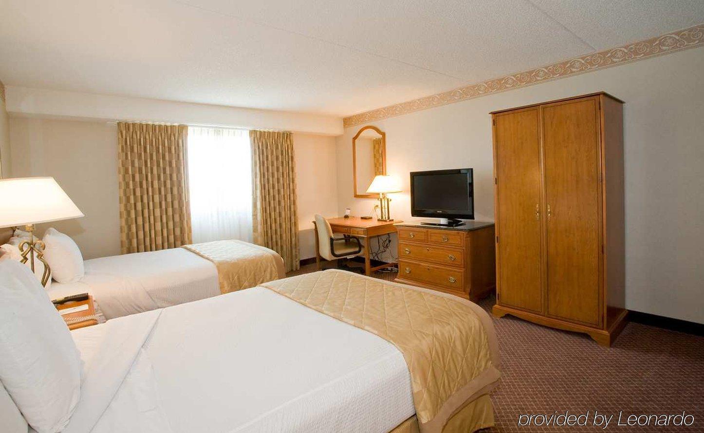 Embassy Suites By Hilton Chicago Schaumburg Woodfield Rum bild