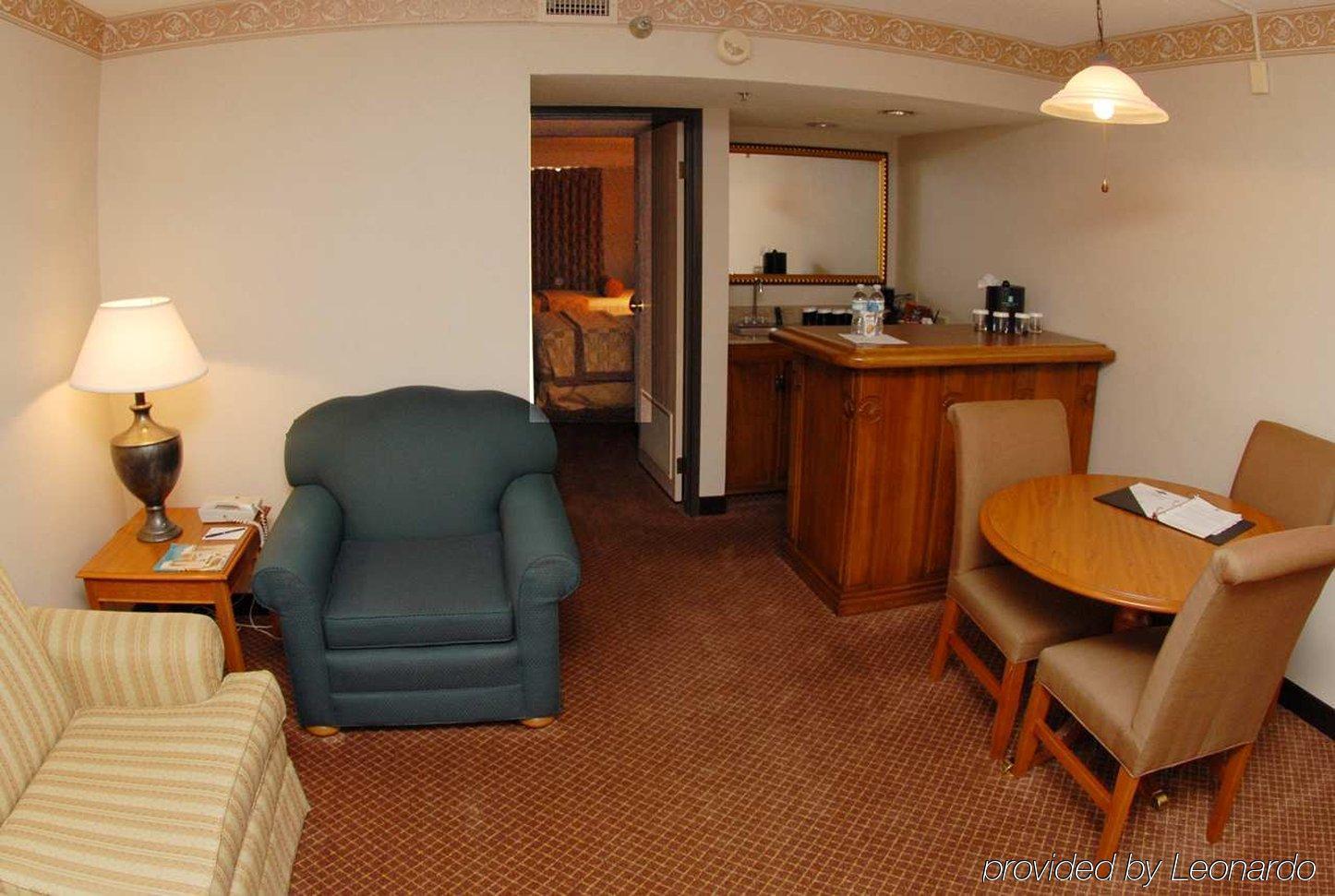 Embassy Suites By Hilton Chicago Schaumburg Woodfield Rum bild