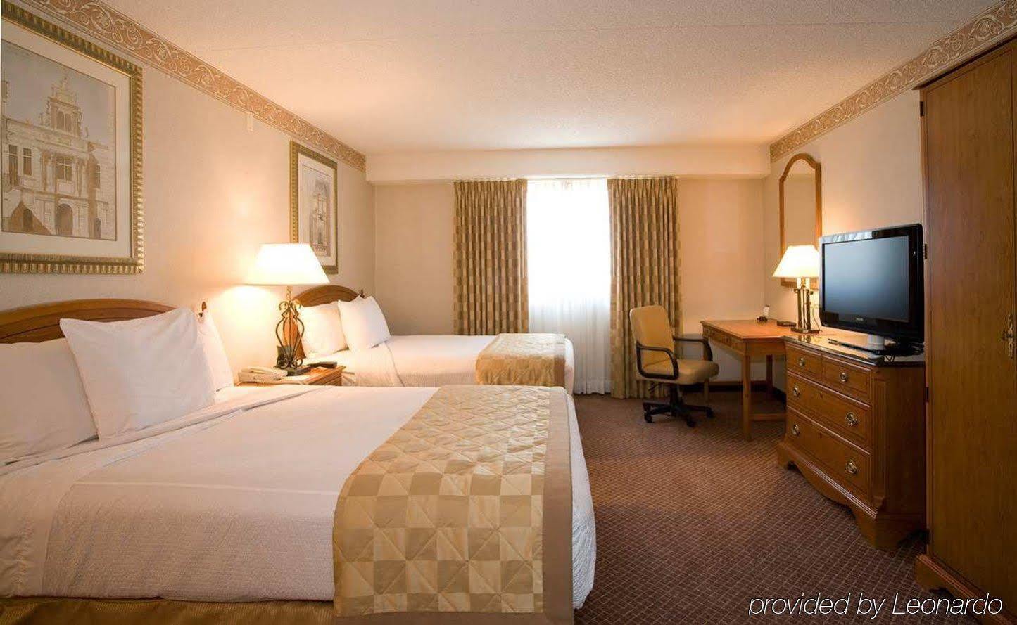 Embassy Suites By Hilton Chicago Schaumburg Woodfield Exteriör bild